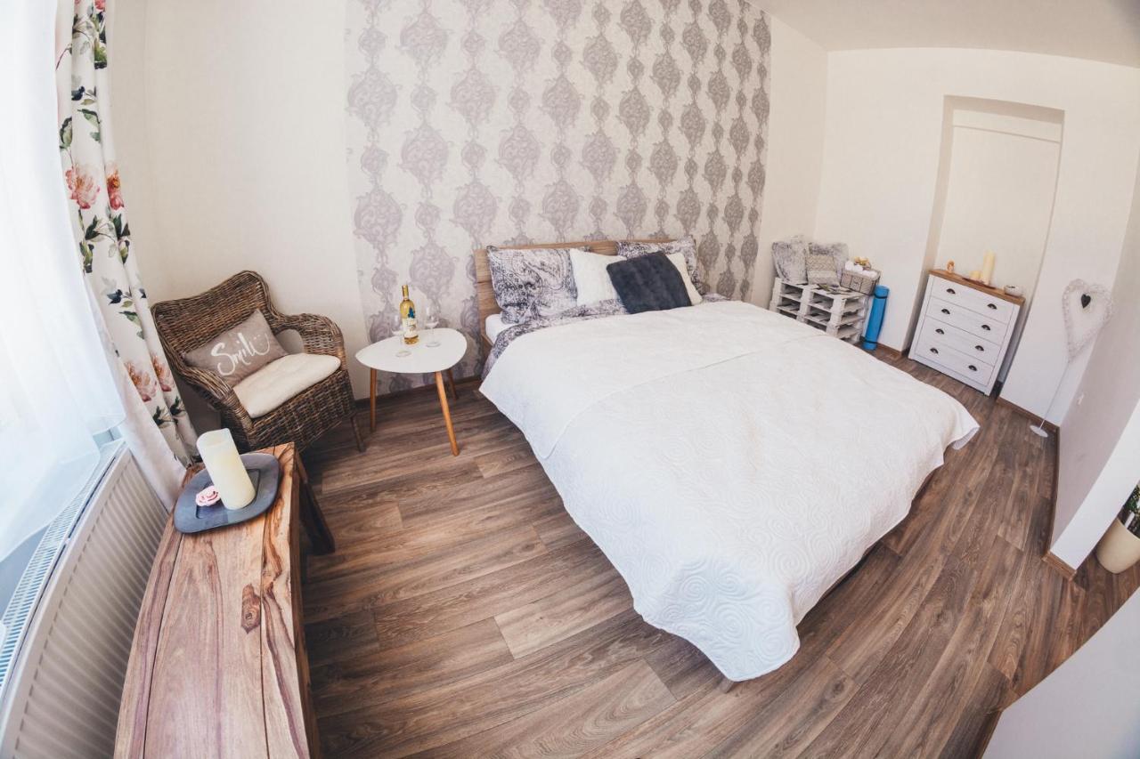 Stylový apartmán v centru Náchoda Esterno foto