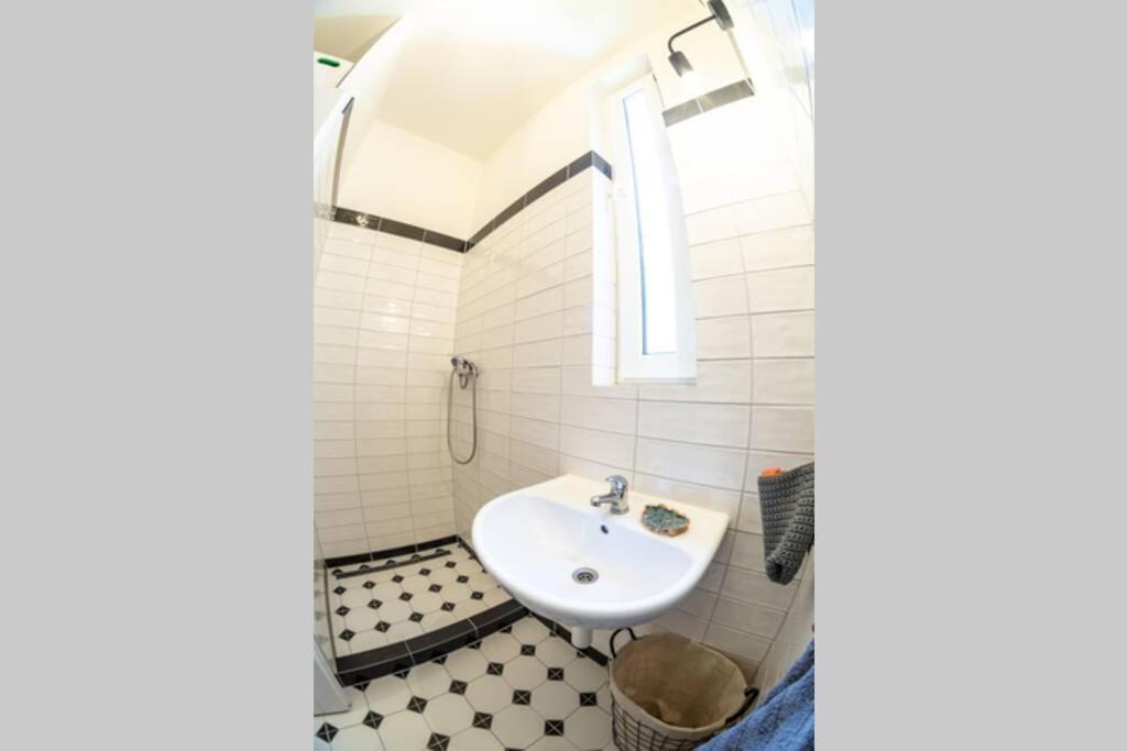 Stylový apartmán v centru Náchoda Esterno foto