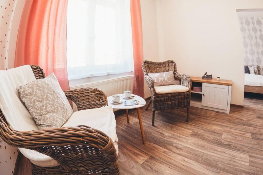 Stylový apartmán v centru Náchoda Esterno foto